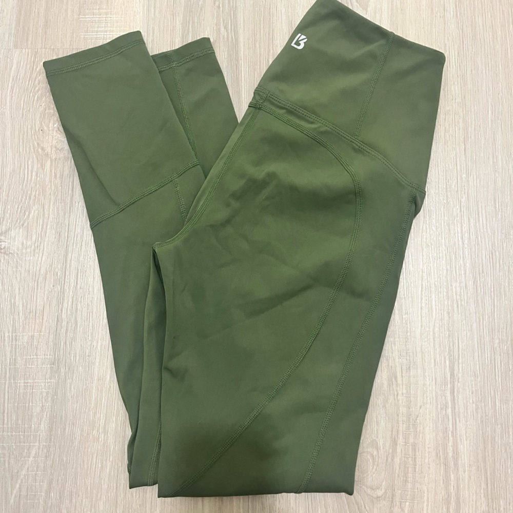 Medium green buffbunny leggings